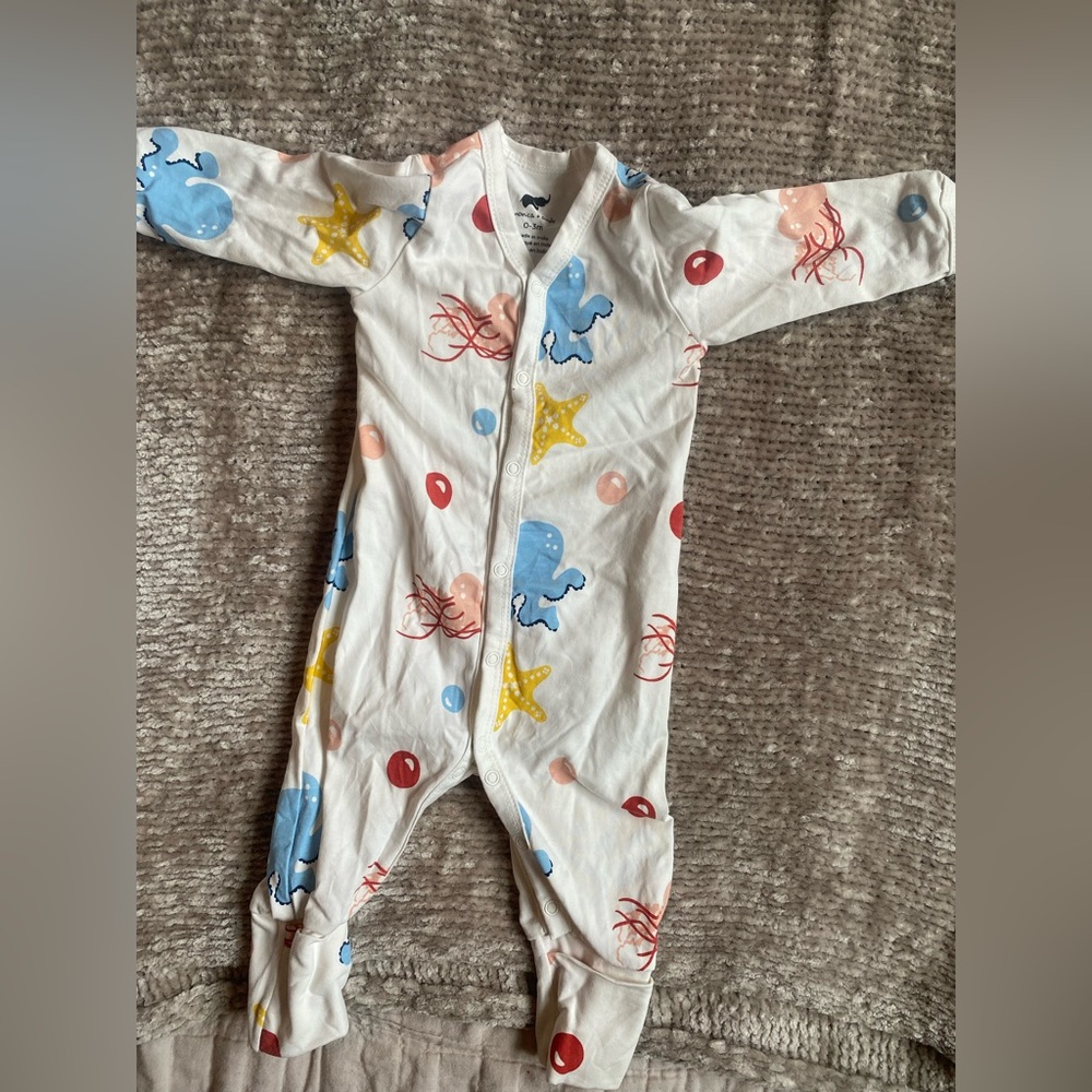 Monica & Andy Newborn Romper 0-3 months